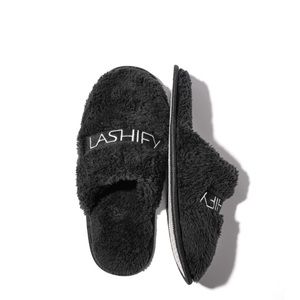 Lashify Selfie Slippers